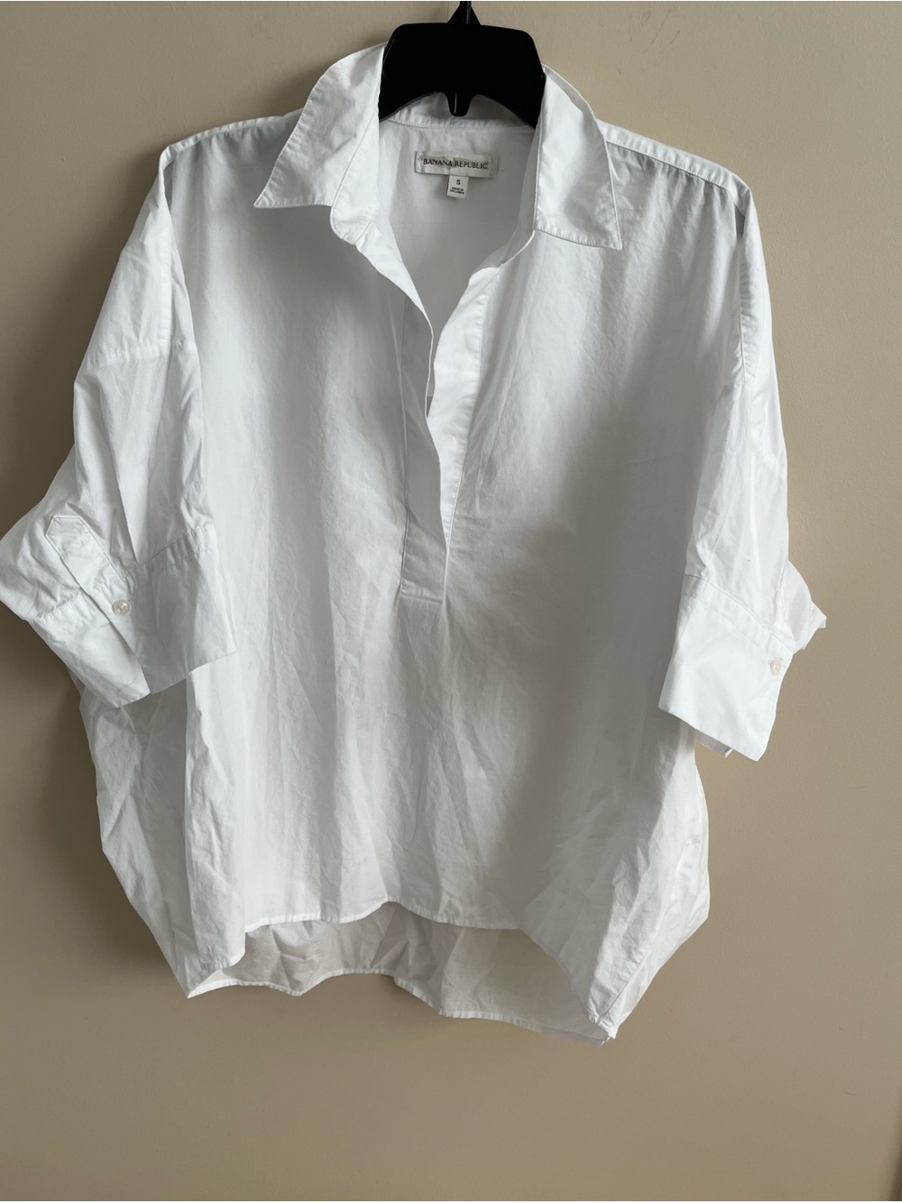 NWOT-Banana Republic White Cotton Top, Small